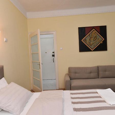 Apartment Nikola Belgrade Exterior photo