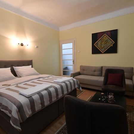 Apartment Nikola Belgrade Exterior photo